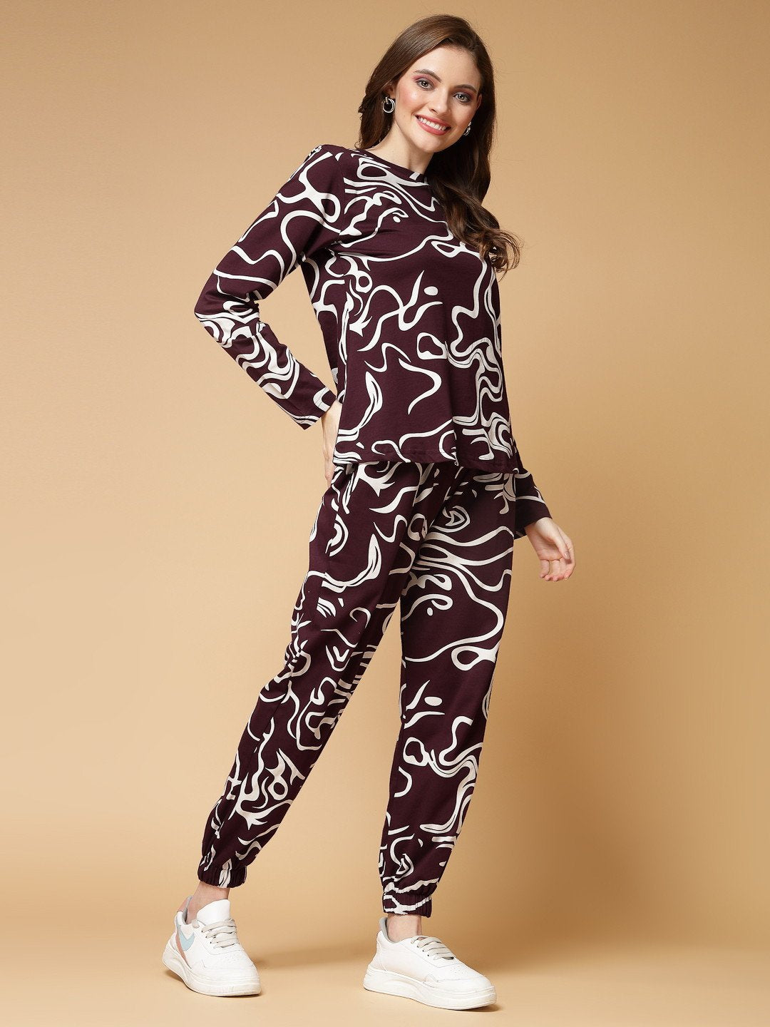 Signature Tracksuit: Elevate Your Active Style with Comfort and Class