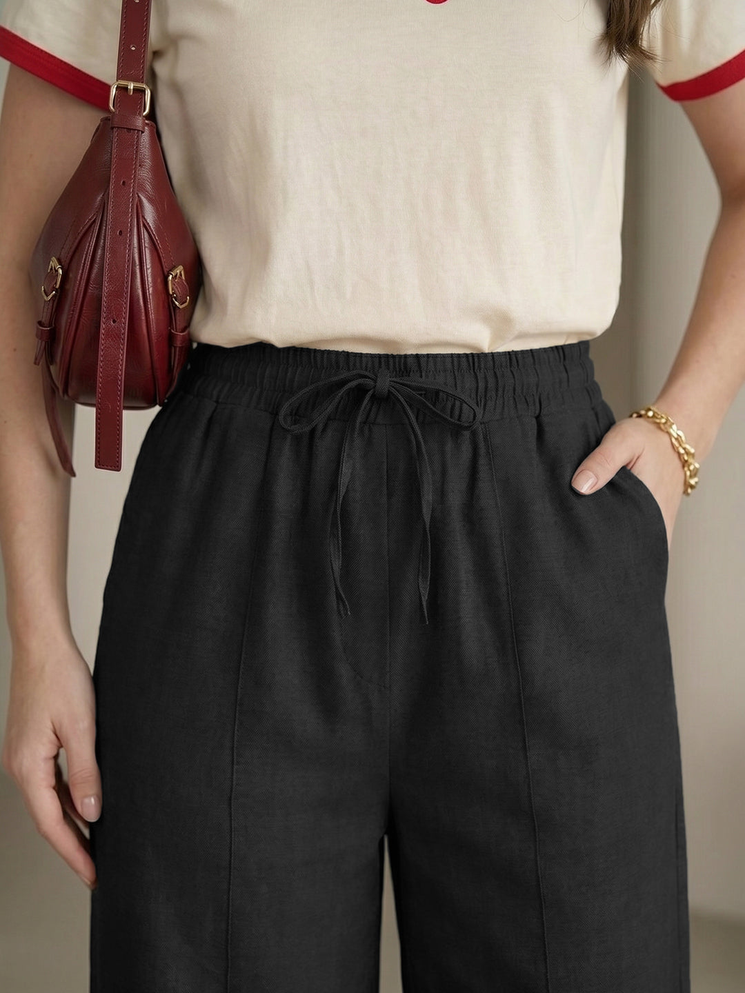 Women's Black High-Rise Elastic Waist Wide-LegTrousers with Pockets