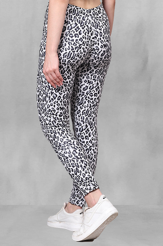 Lycra 4-Way Stretch Full Leggings: Comfort and Flexibility for Active Days