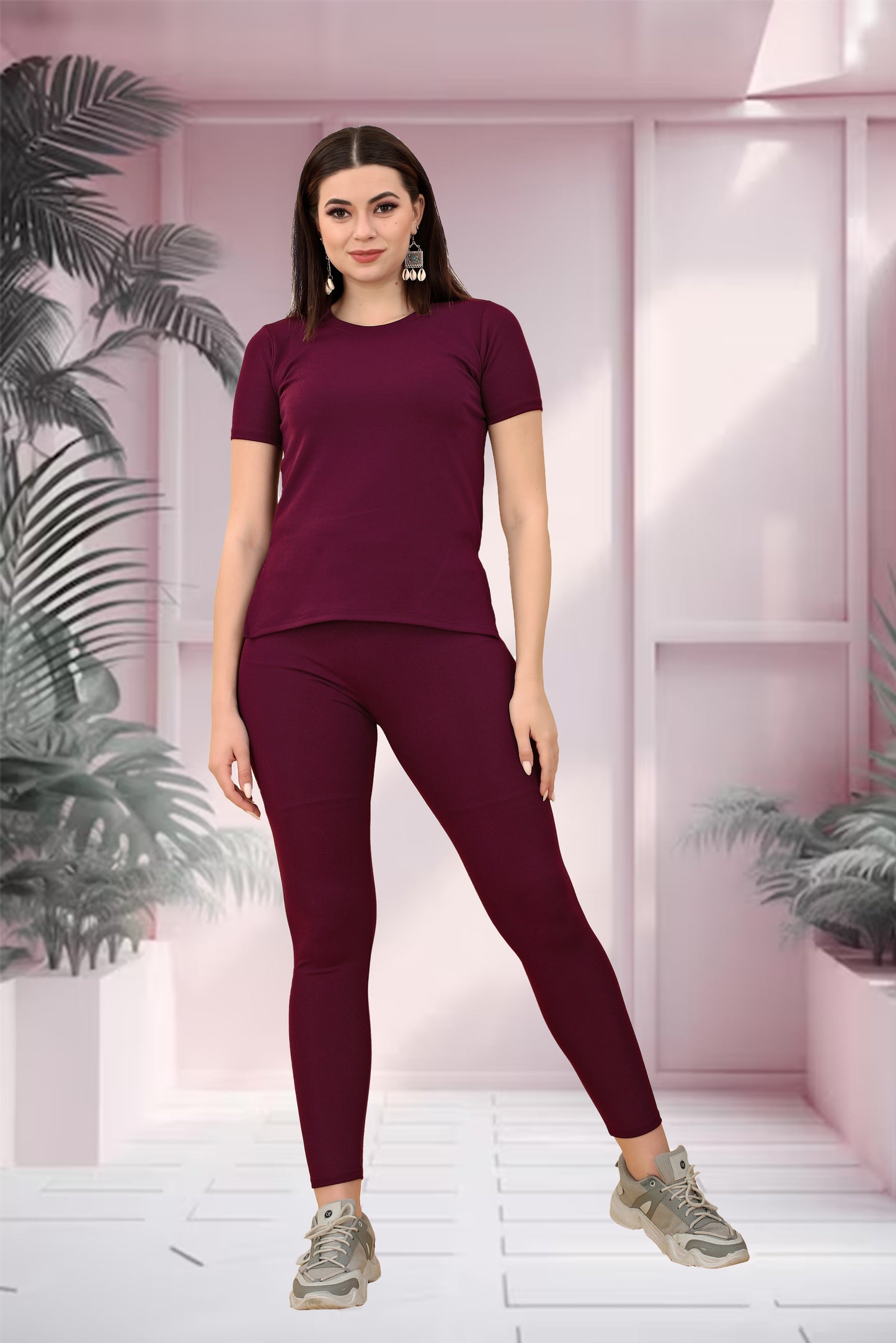 Chic Comfort: Mario Maroon Women's Tracksuit - Elevate Your Casual Style!