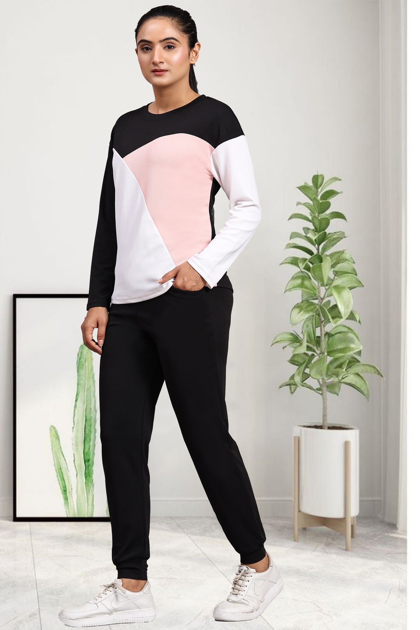 V Cut Black Tracksuit for Women | Sleek & Modern Activewear with Stylish Detailing