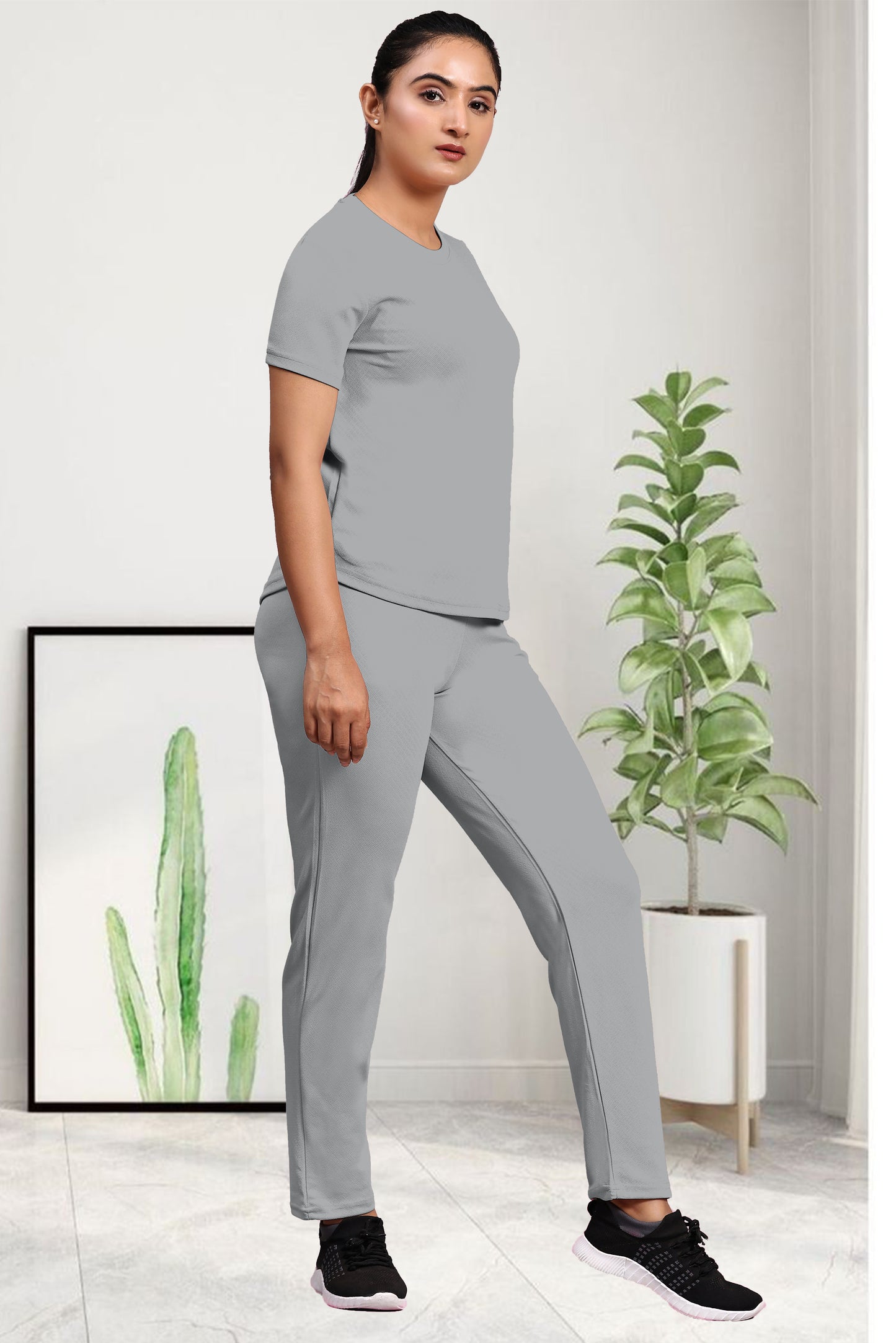 Side Cat Grey Tracksuit | Modern & Comfortable Activewear with Sleek Design