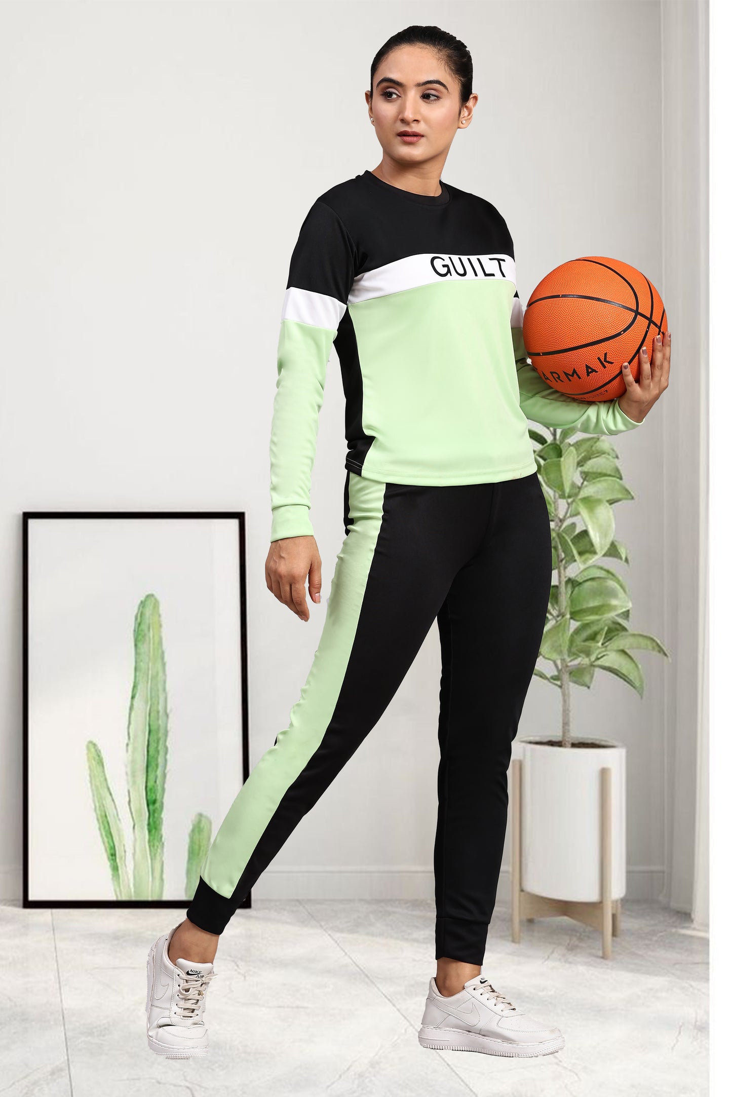 Discover the Guilt Women's Tracksuit for Active Elegance!"