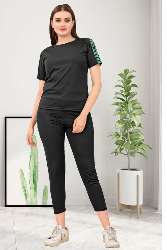 Chic and Sleek: TS Half Check Women's Black Tracksuit – Elevate Your Active Style!