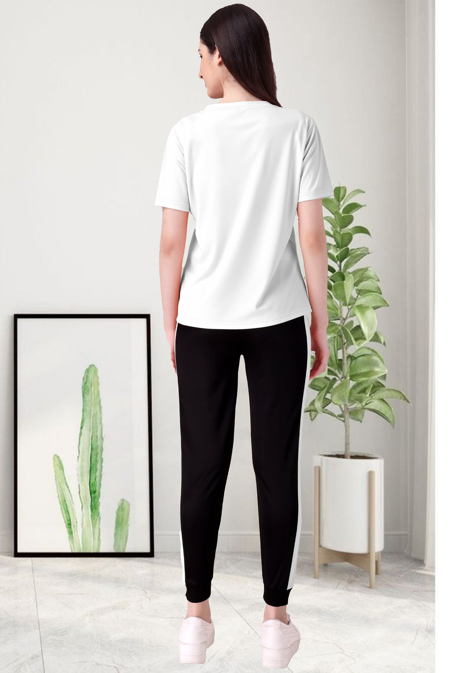 Queen White Tracksuit for Women | Classic & Elegant Activewear in Crisp White