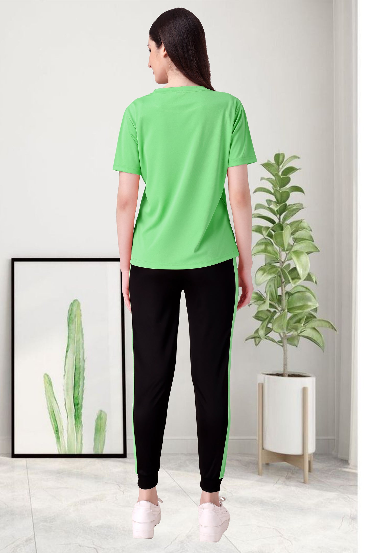 Queen Green Tracksuit for Women | Vibrant & Stylish Activewear in Fresh Green