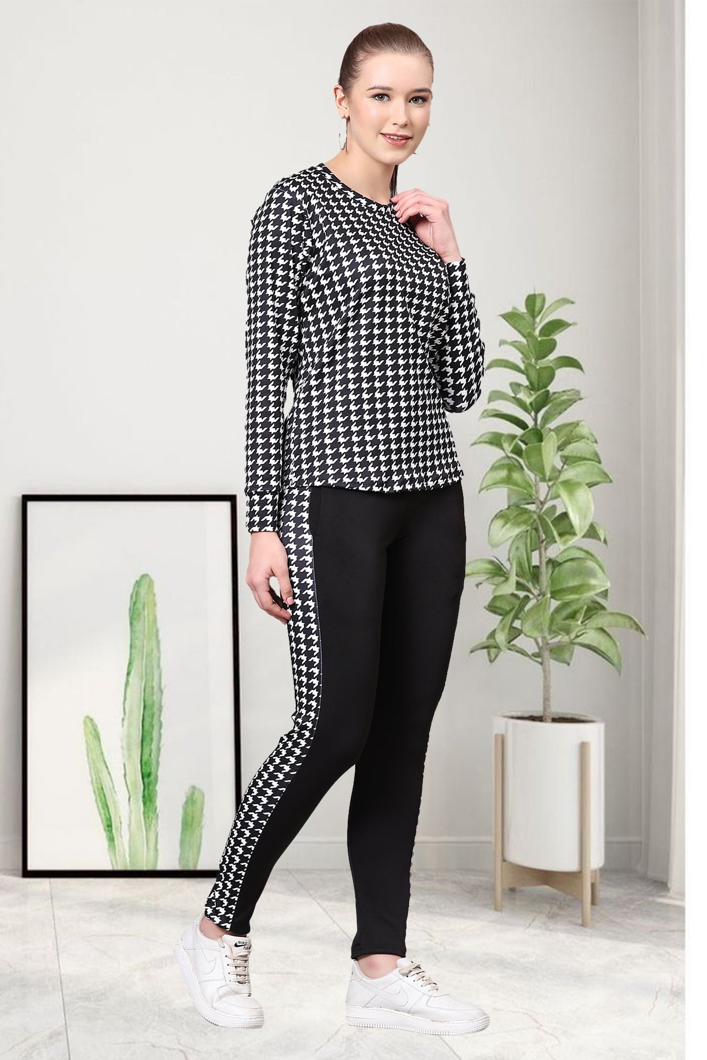 SS Black Checks Tracksuit for Women | Chic & Trendy Activewear with a Classic Checkered Pattern