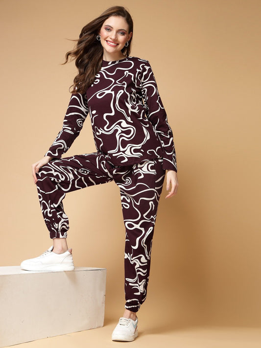 Signature Tracksuit: Elevate Your Active Style with Comfort and Class